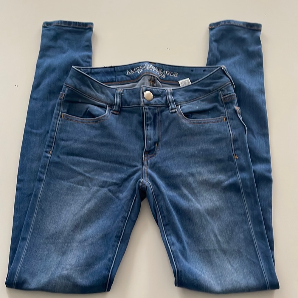 Women’s American Eagle jeans